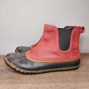 Sorel Women's Out N About Pull On Chelsea Boots Red/Black NL2410-687 Size 10